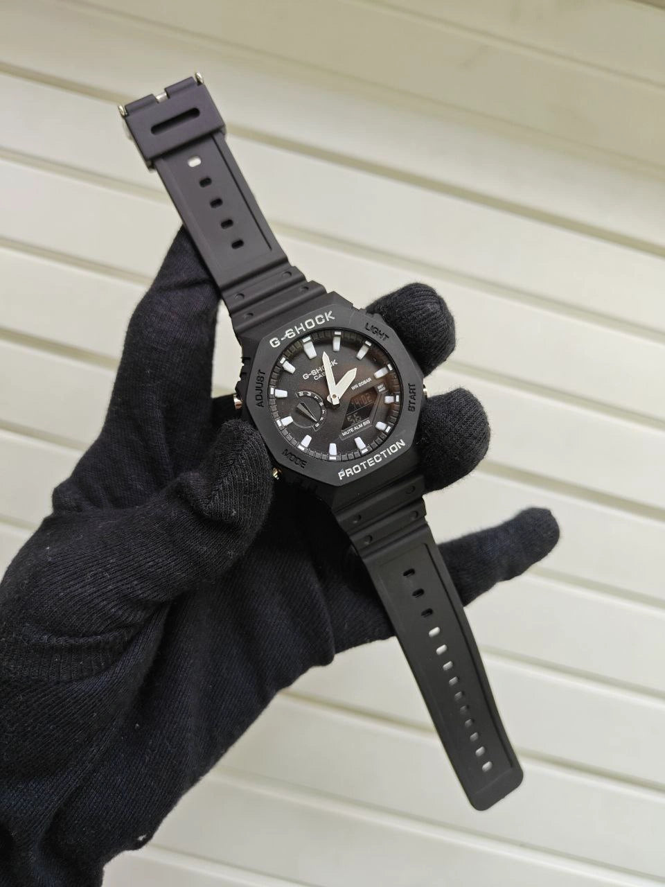 CASIO G-SHOCK GA-2100-1A4JF ブラック　ユーズド Casio G-Shock GA-2100 Unisex Watch | Fibre Case & Strap