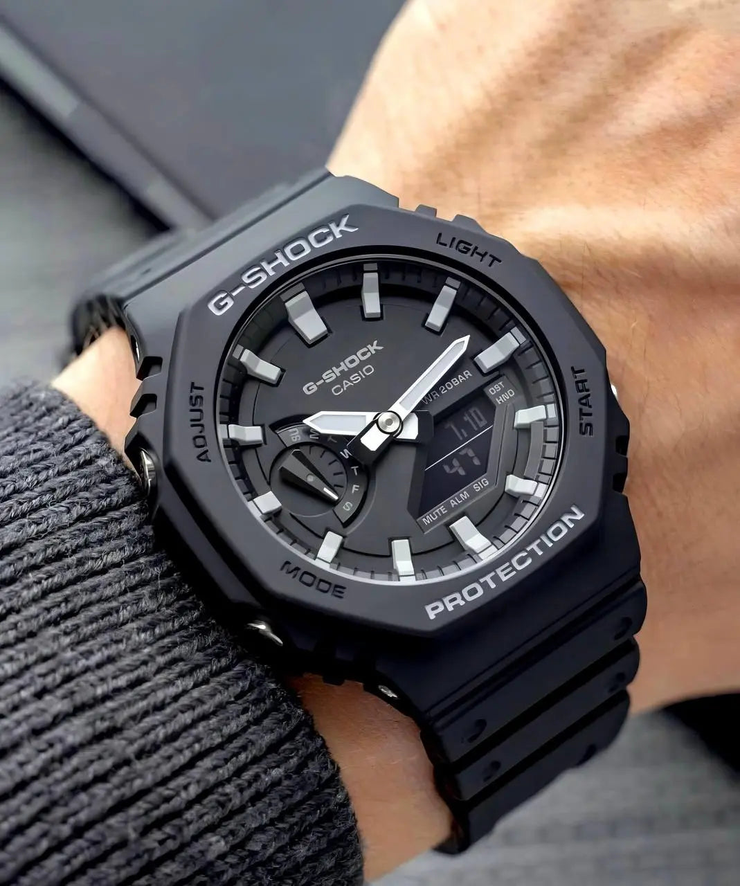G-SHOCK GA-2100 ブラック 200m防水 G-Shock GA-2100 Unisex Watch – Water & Impact Resistant, Fibre Strap