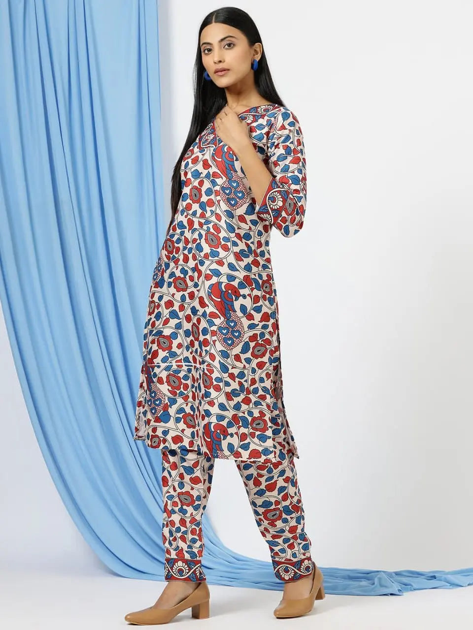 Women Floral Printed Regular Kurti with Trousers - NextBuy