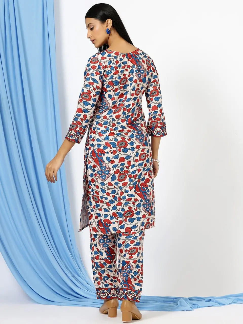 Women Floral Printed Regular Kurti with Trousers - NextBuy
