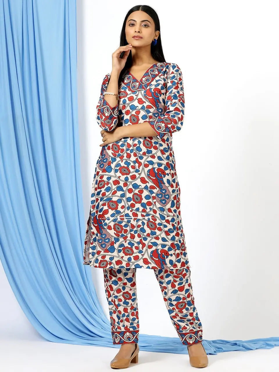 Women Floral Printed Regular Kurti with Trousers - NextBuy