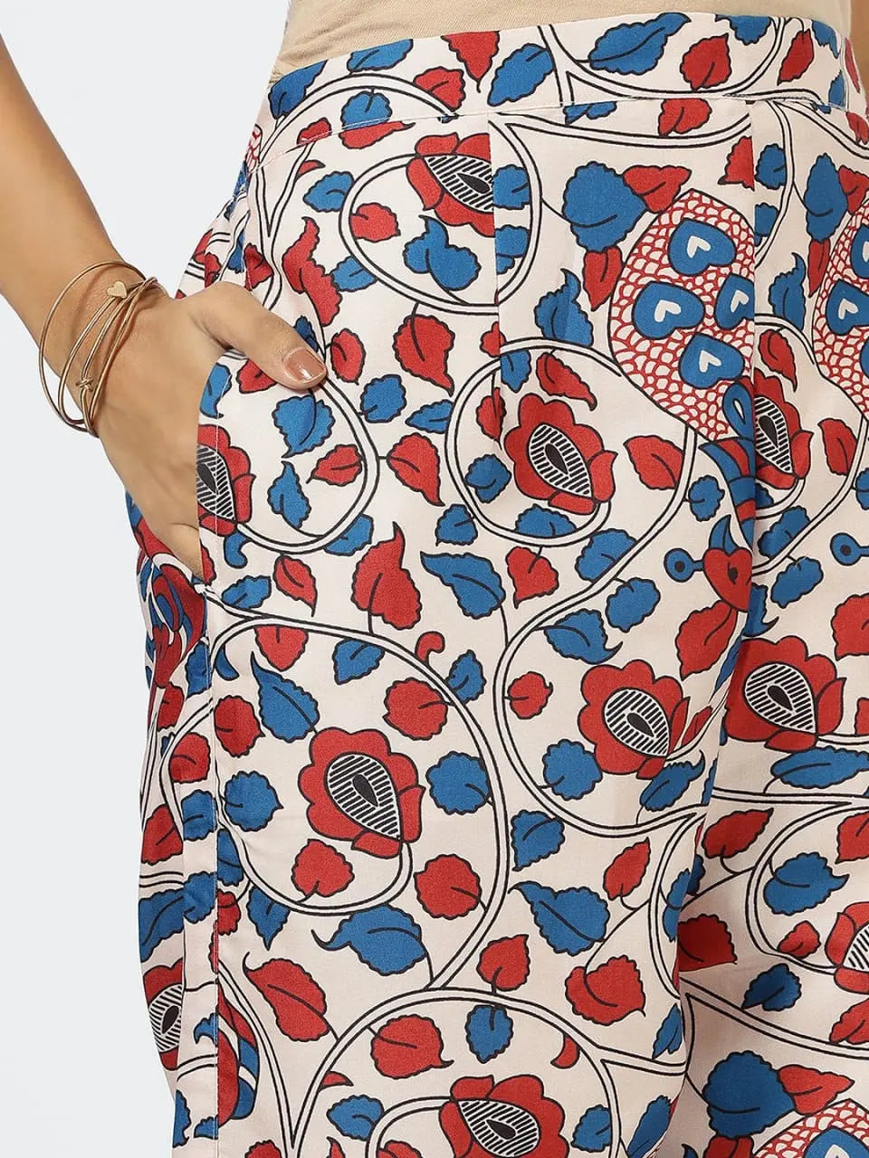 Women Floral Printed Regular Kurti with Trousers - NextBuy