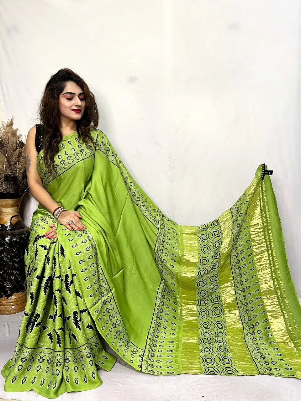 Beautiful Designer Pure Lagdi Gajji Soft Silk Ajrakh Bandhej Saree - NextBuy