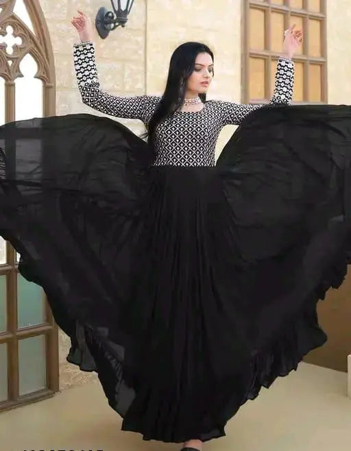 Gown Fabric : Havy Georgette and Havy work With Ener Havy - NextBuy