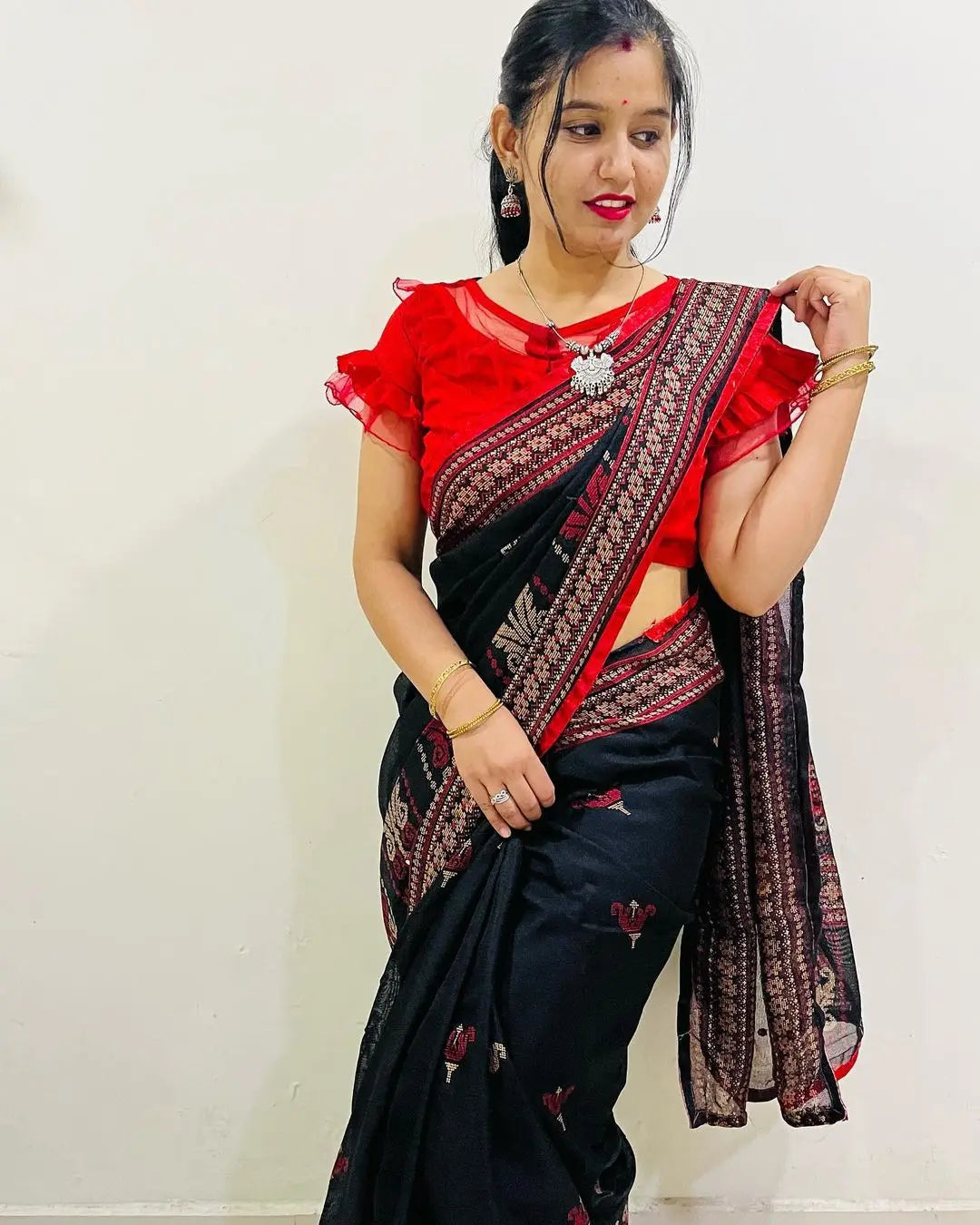 HD Print and foil mirror work Saree - NextBuy
