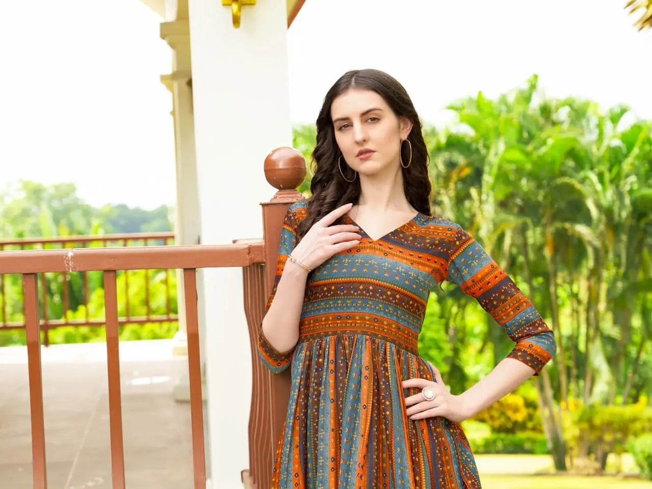 Geometric Printed Naira Kurta With Handmade Latakans - NextBuy