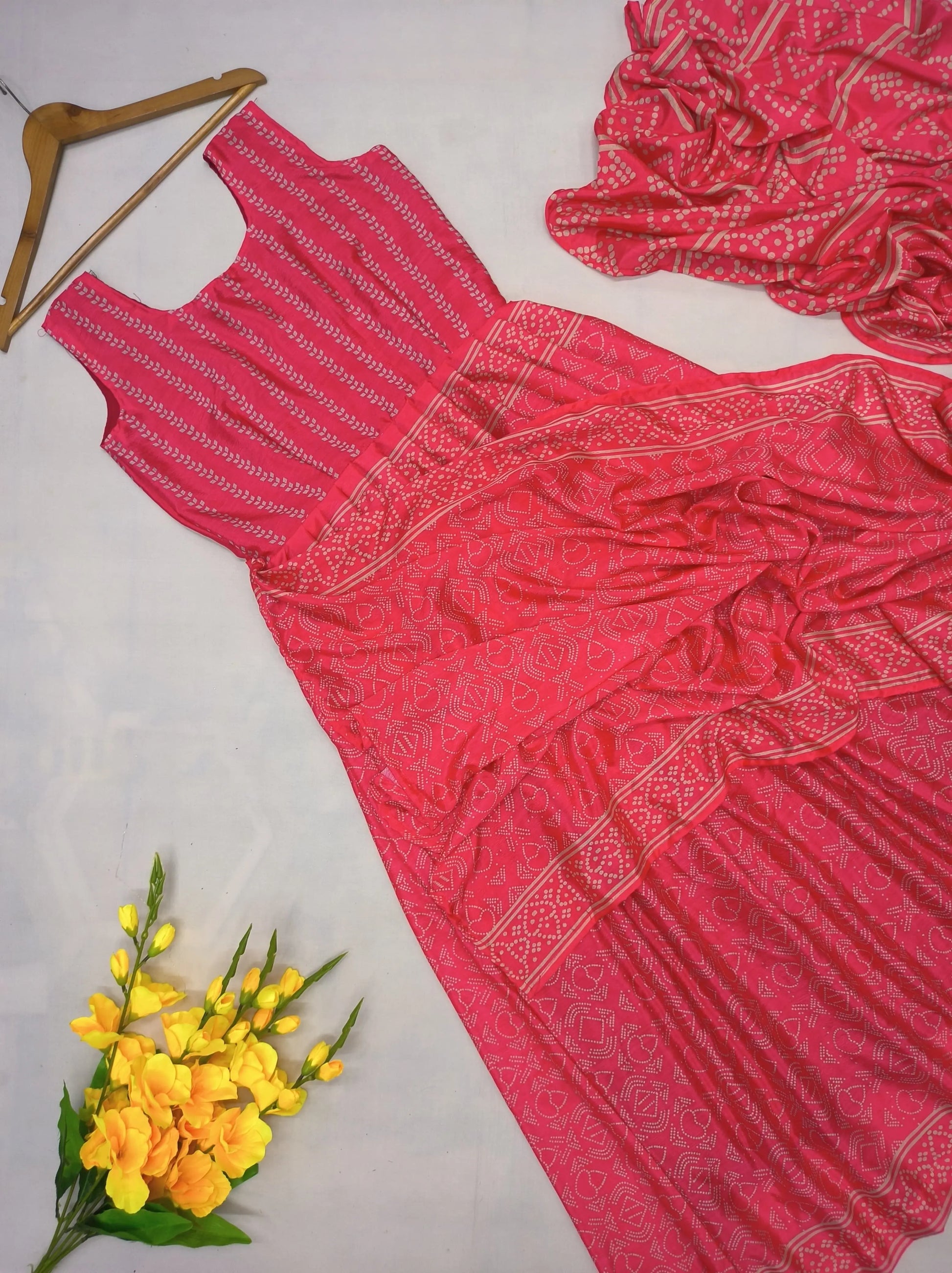 30 Secounds Gown Saree NextBuy