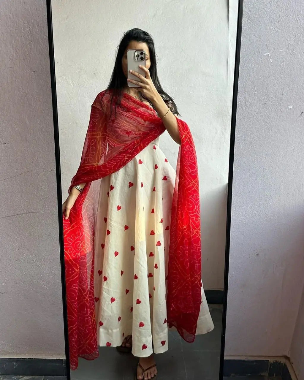 1 Trendy Fashionista Women Gowns NextBuy