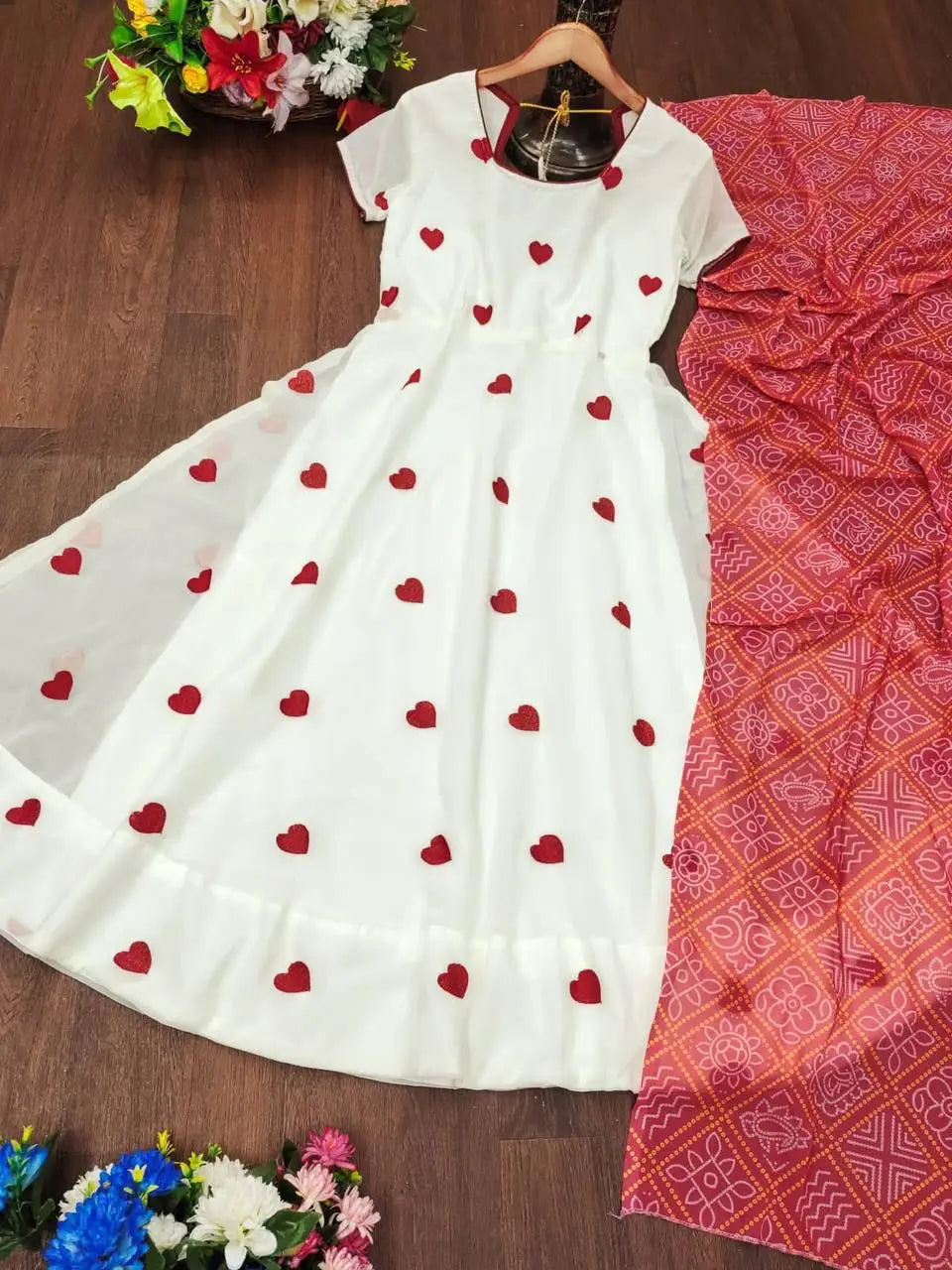 1 Trendy Fashionista Women Gowns NextBuy