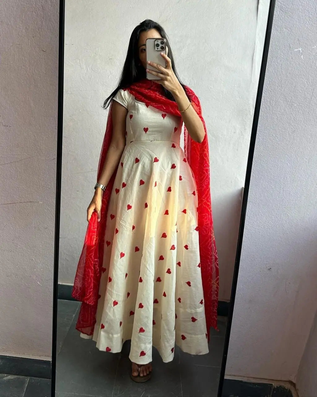 1 Trendy Fashionista Women Gowns NextBuy
