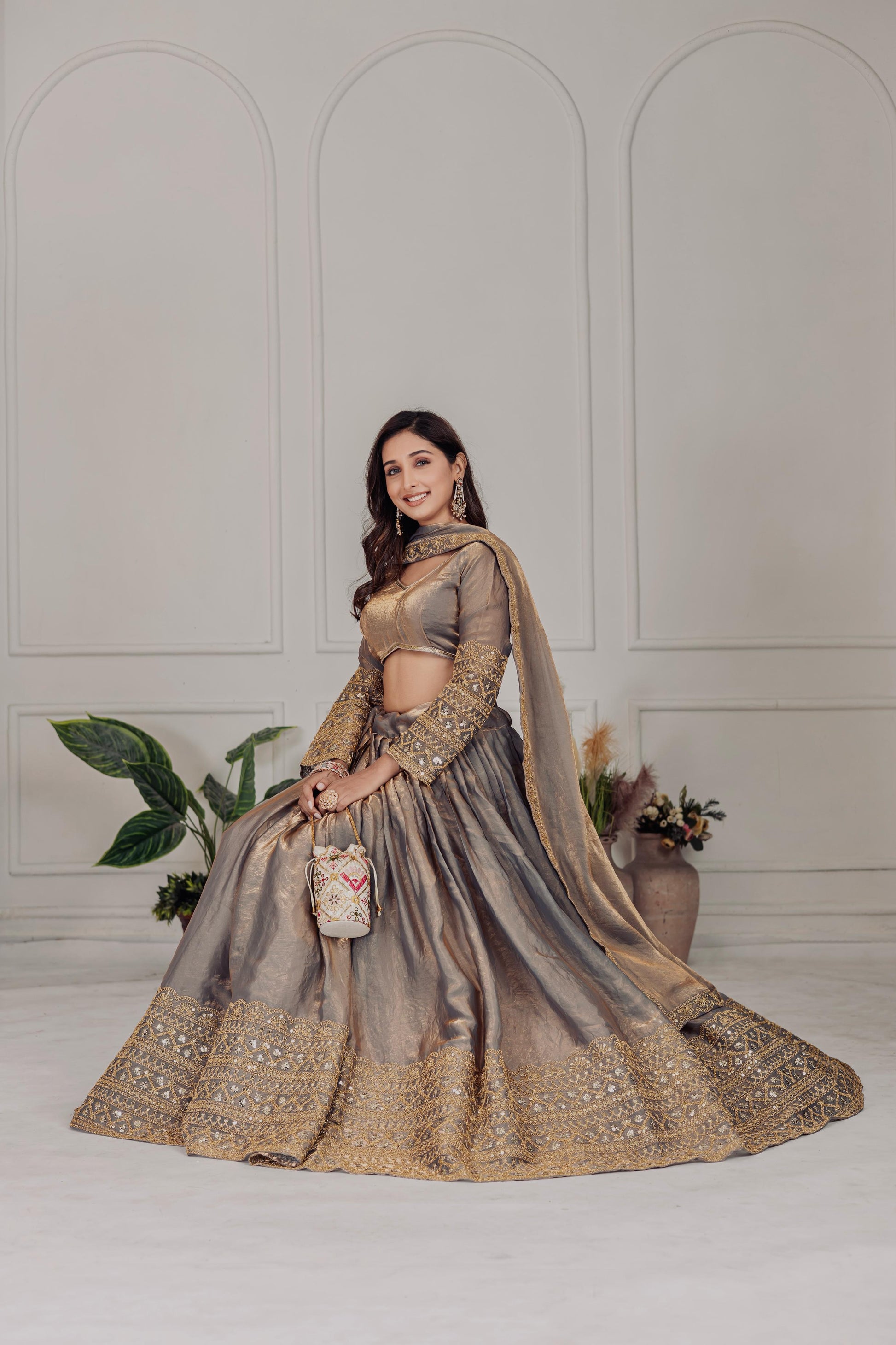 Bridal lehenga with can-can and canvas support