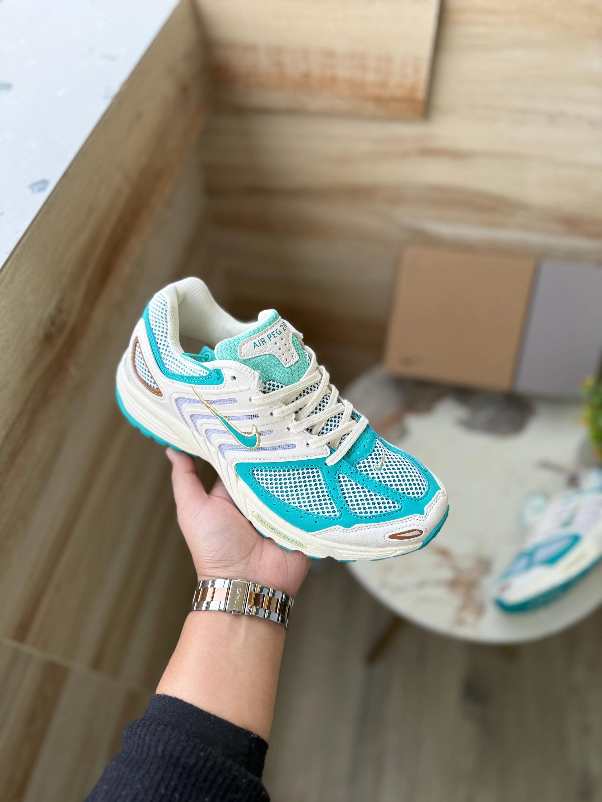 nike-air-pegasus-2k5-coconut-milk-top-view