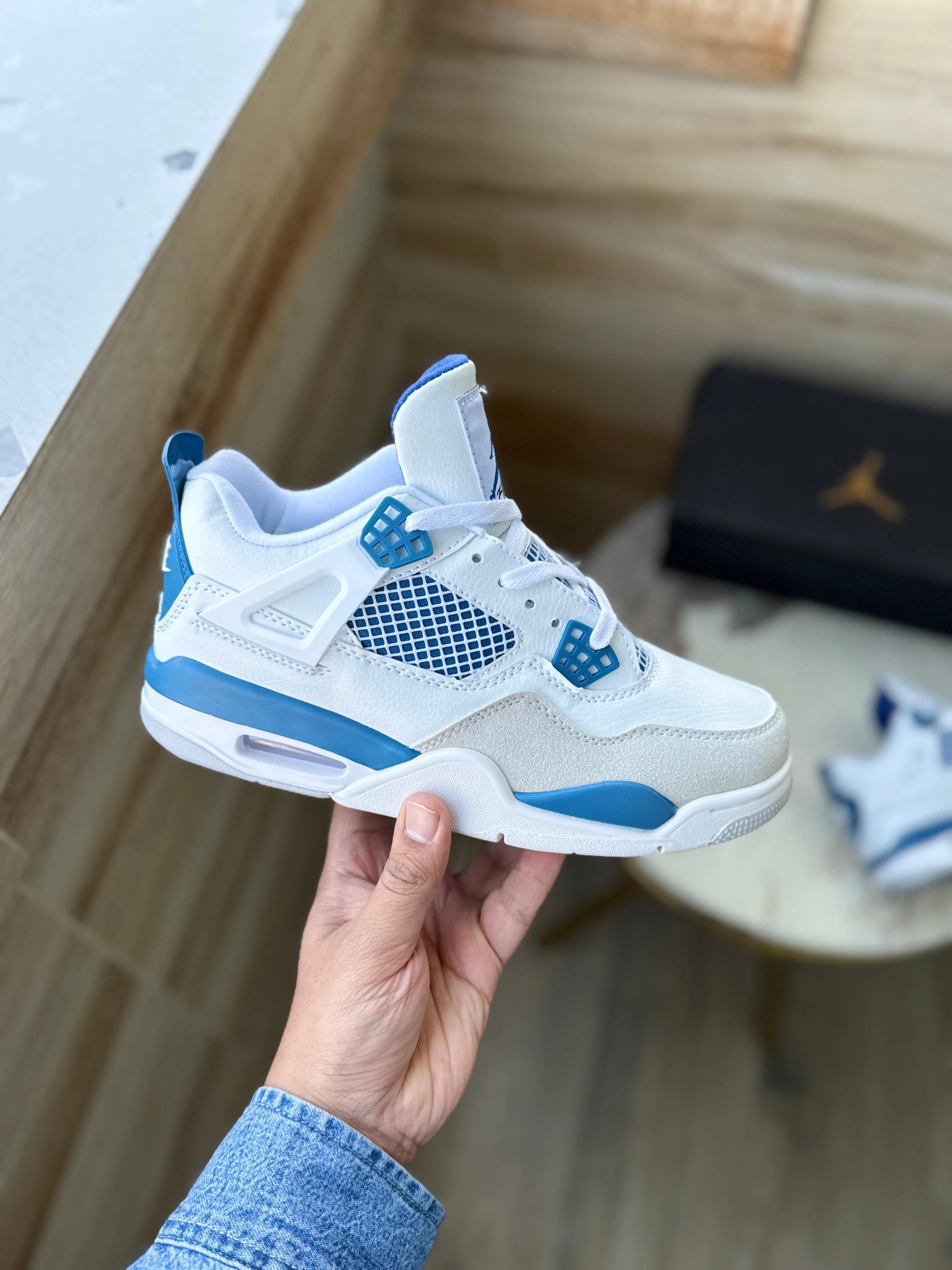 Nike Air Jordan Retro 4 sneakers with original box