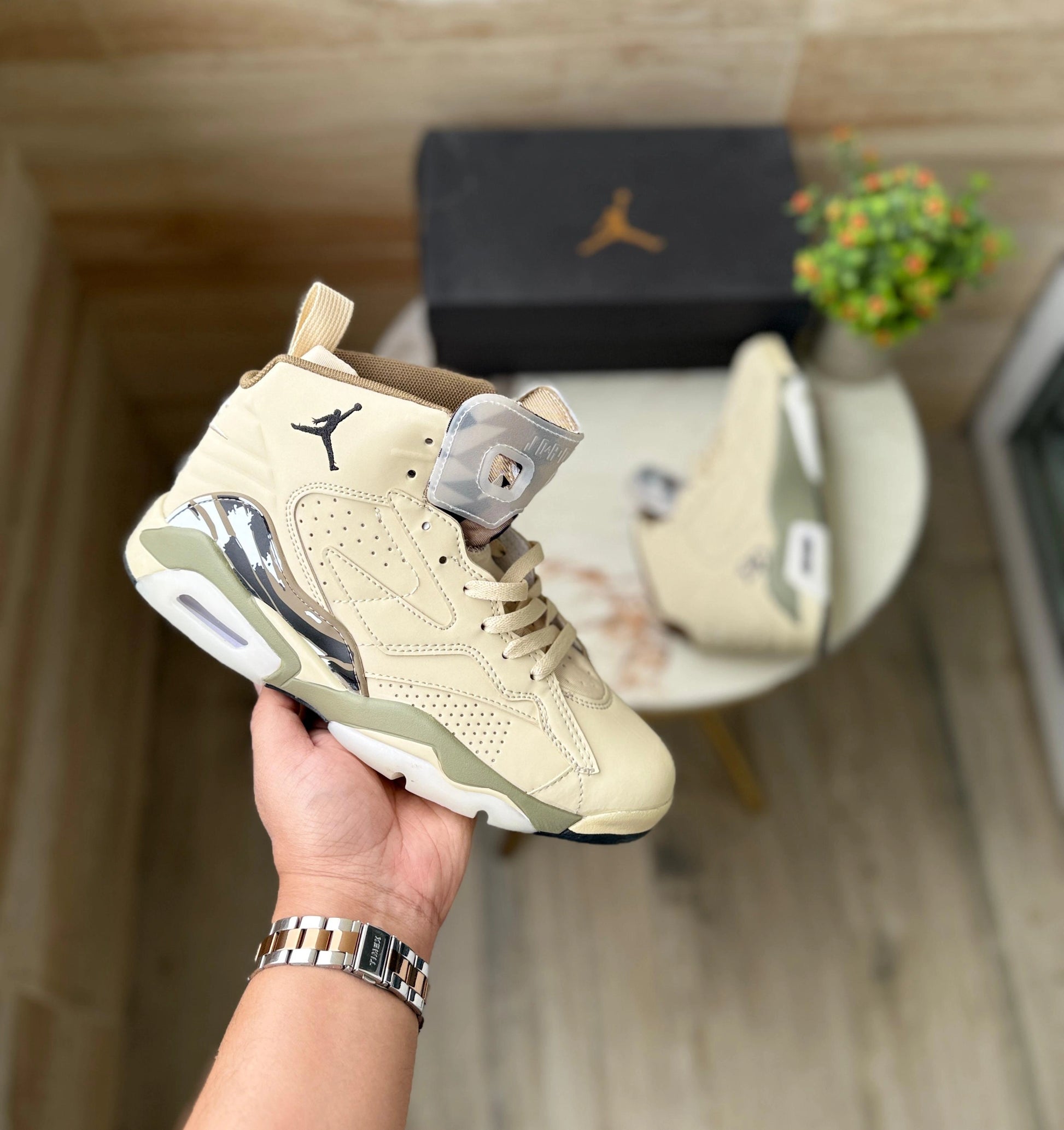 Nike Air Jordan Retro 6 sneakers with original box