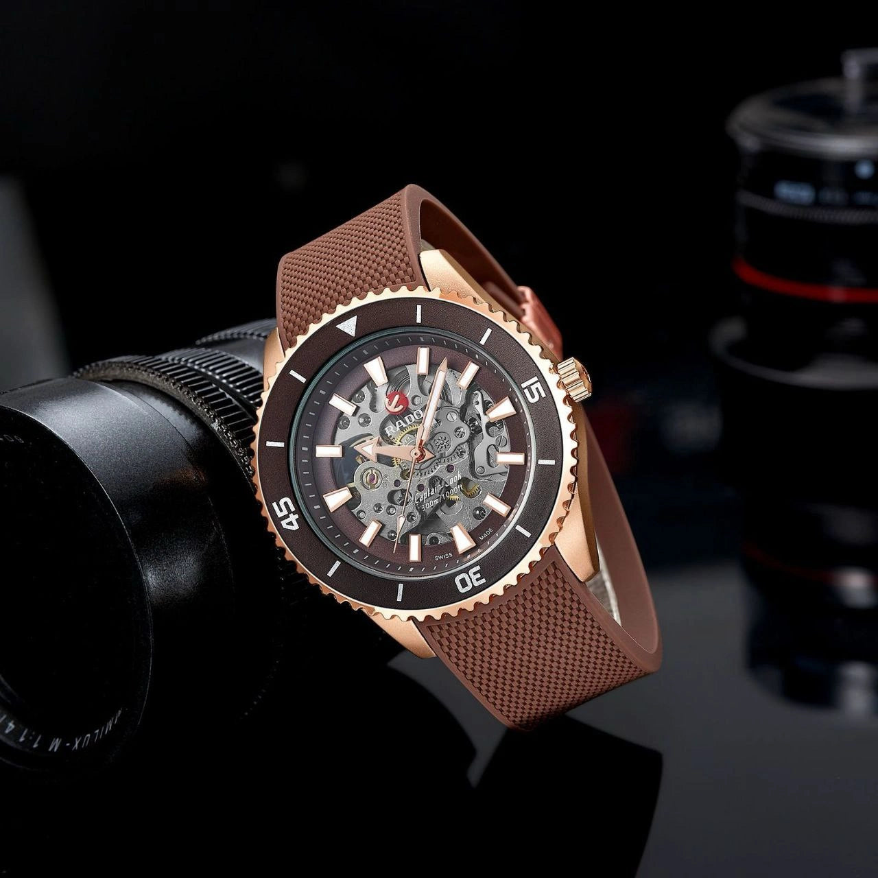 Automatic self winding rubber strap watch
