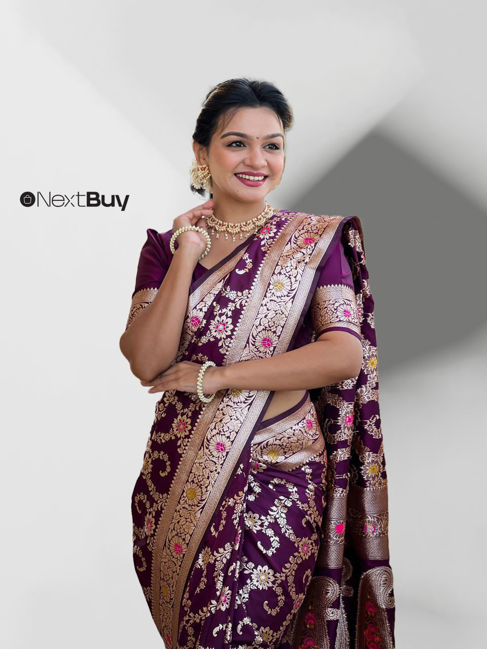 Elegant Banarasi Silk Saree with Zari Weaving and Meenakari Border – Perfect for Weddings and Festive Wear.