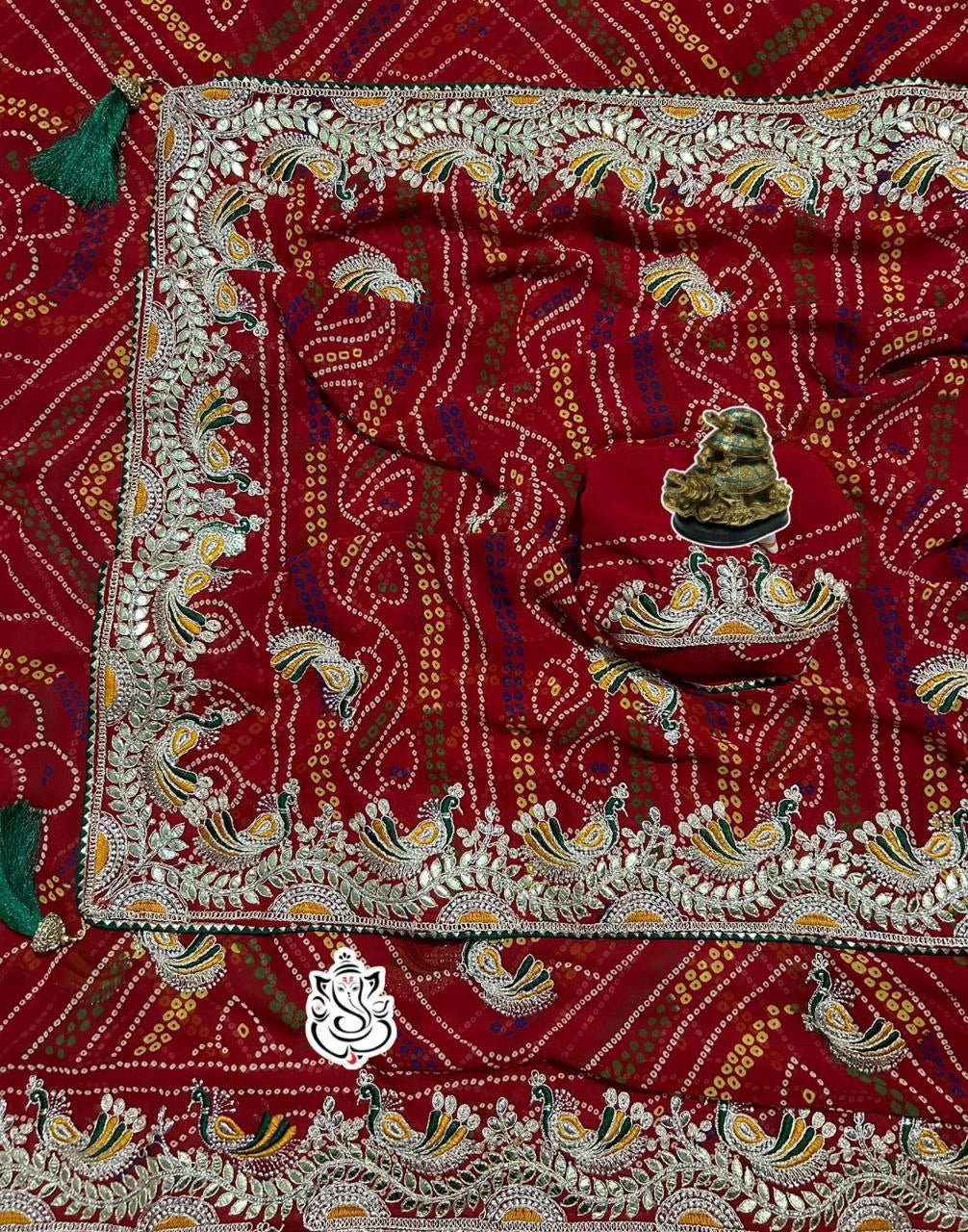 Bandhej saree with contrast pallu design