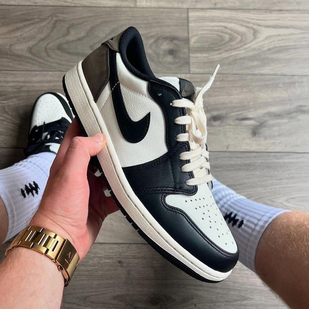 Nike Air Jordan 1 Mocha Low first copy sneakers – Euro sizes 40-45