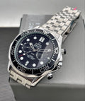 Stainless steel bracelet watch for men close-up