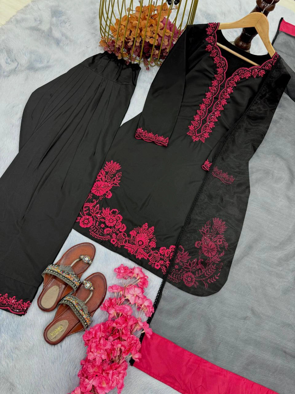 Full view of top and Farshi Palazzo set