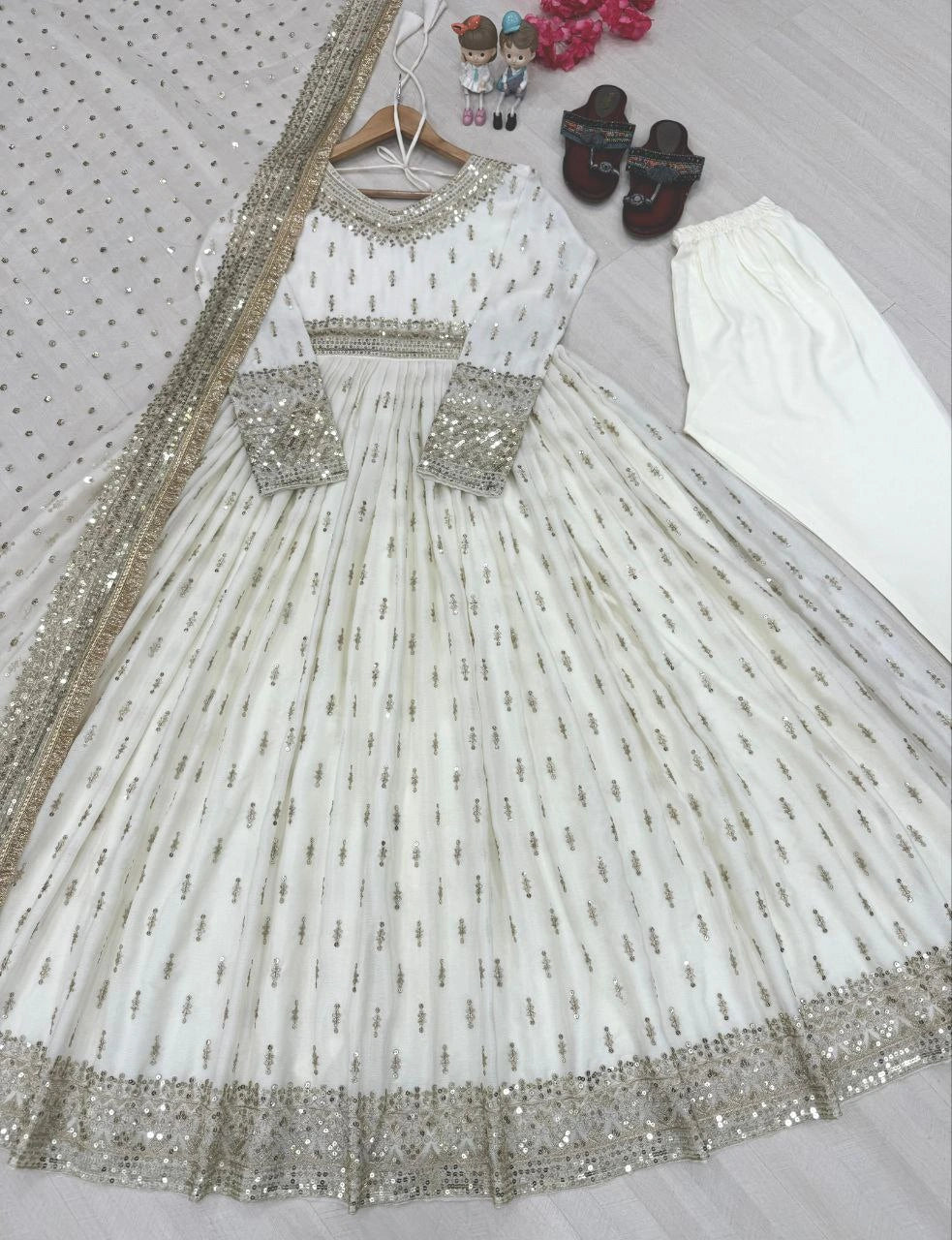 Elegant 3 meter flair gown design