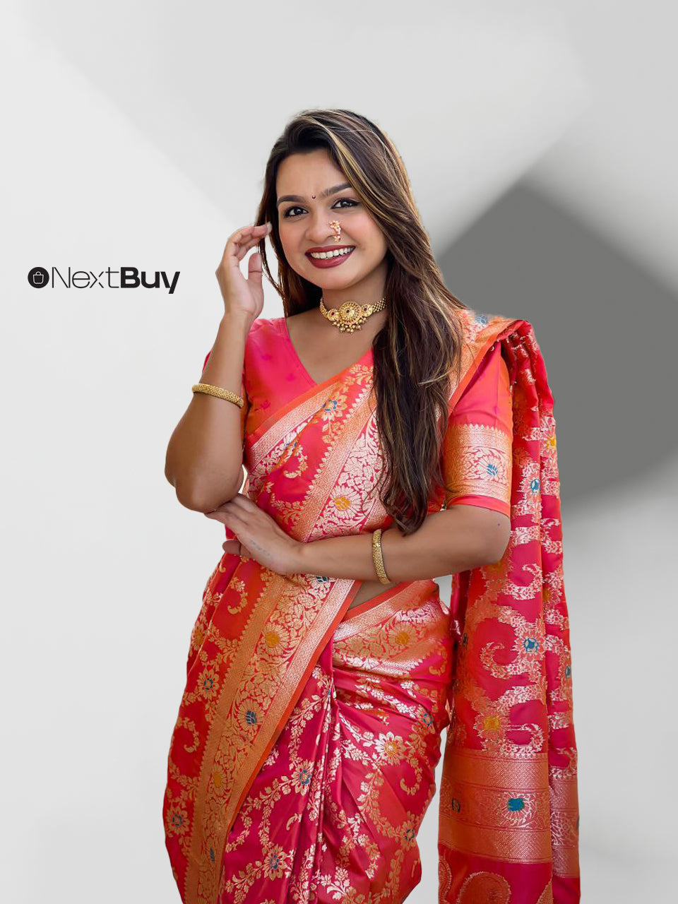 Authentic Banarasi Silk Saree with Rich Pallu and Exclusive Meenakari Touch – Ideal for Grand Celebrations.