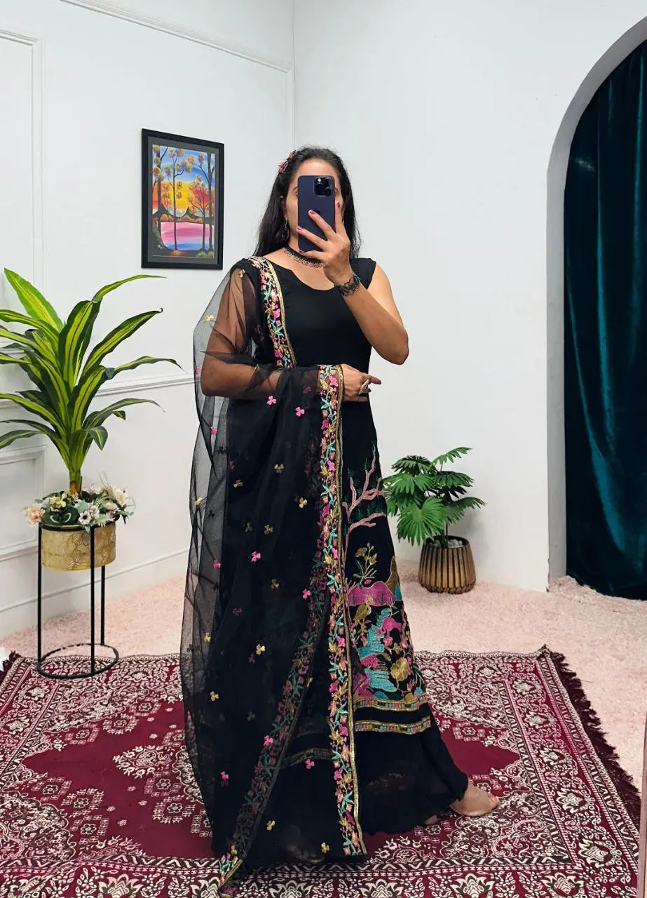 Latest designer kurti set for weddings and special occasions