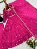 Embroidered dupatta with lace border close-up