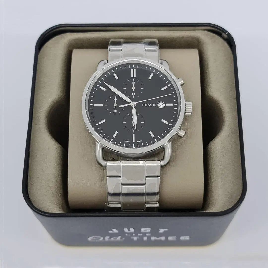 Fossil chronograph watch side profile