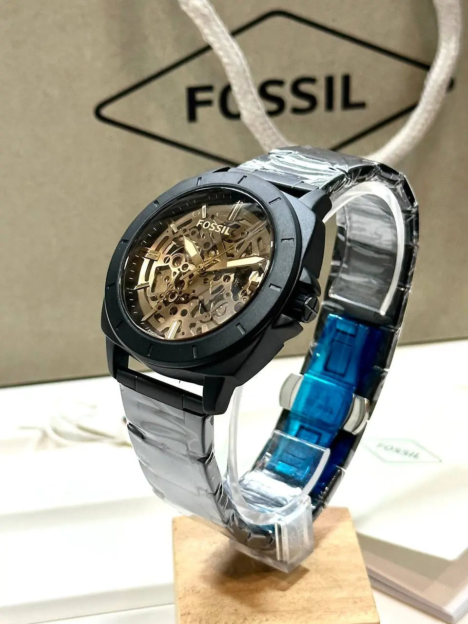Side view with crown and stainless case