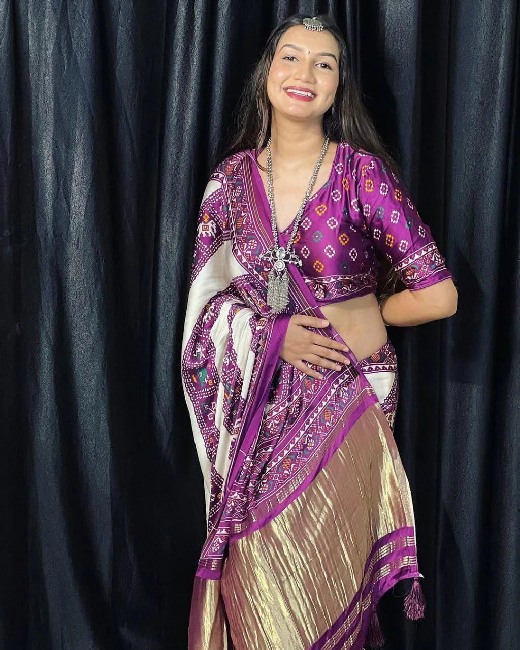 Gharchola style Bandhani saree in silk