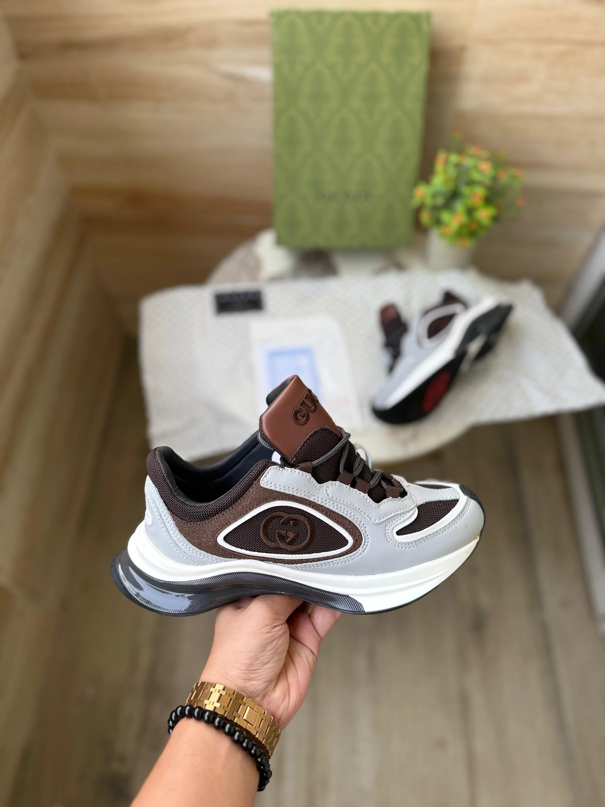 Streetwear design Gucci sneaker