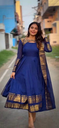 Kalamkari weaving gown close-up