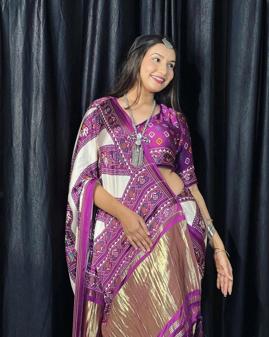 Bandhej saree with running Khushi blouse