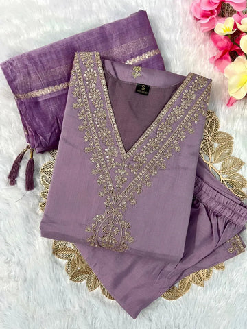 Lavender kurti pant dupatta set front view