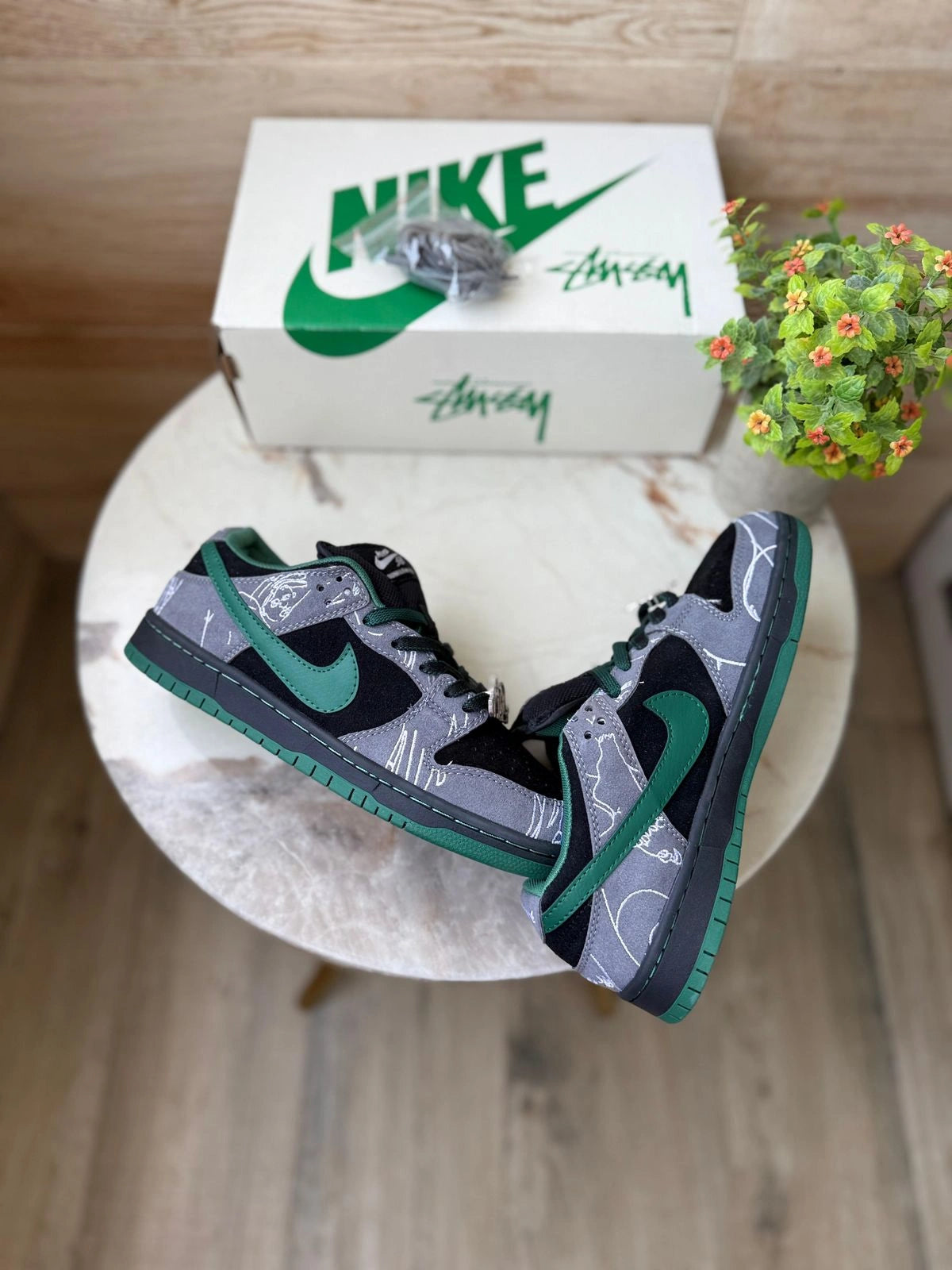 Nike SB Dunk skateboard sneakers black grey green low top