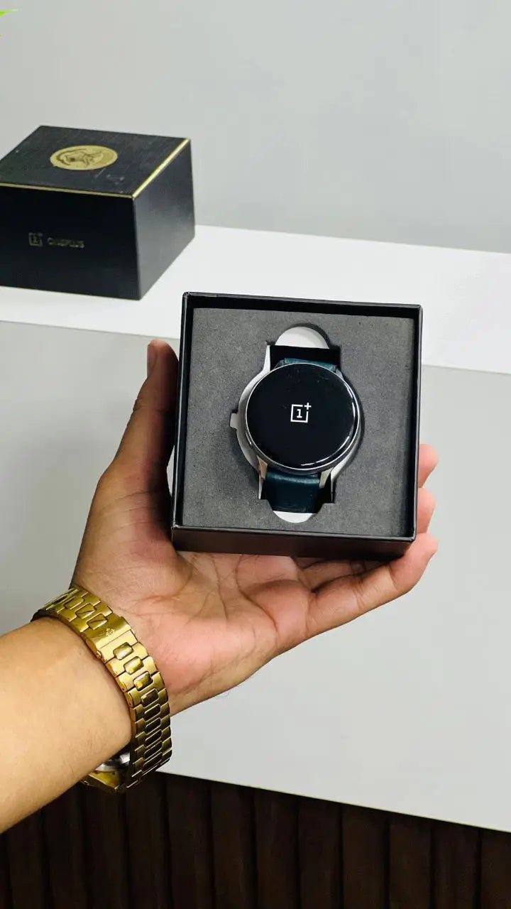 OnePlus Smart Watch with Heart Rate Sensor