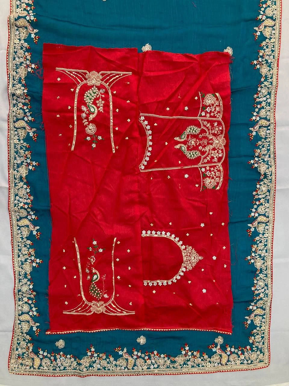 Full set of Oreva1 saree with blouse