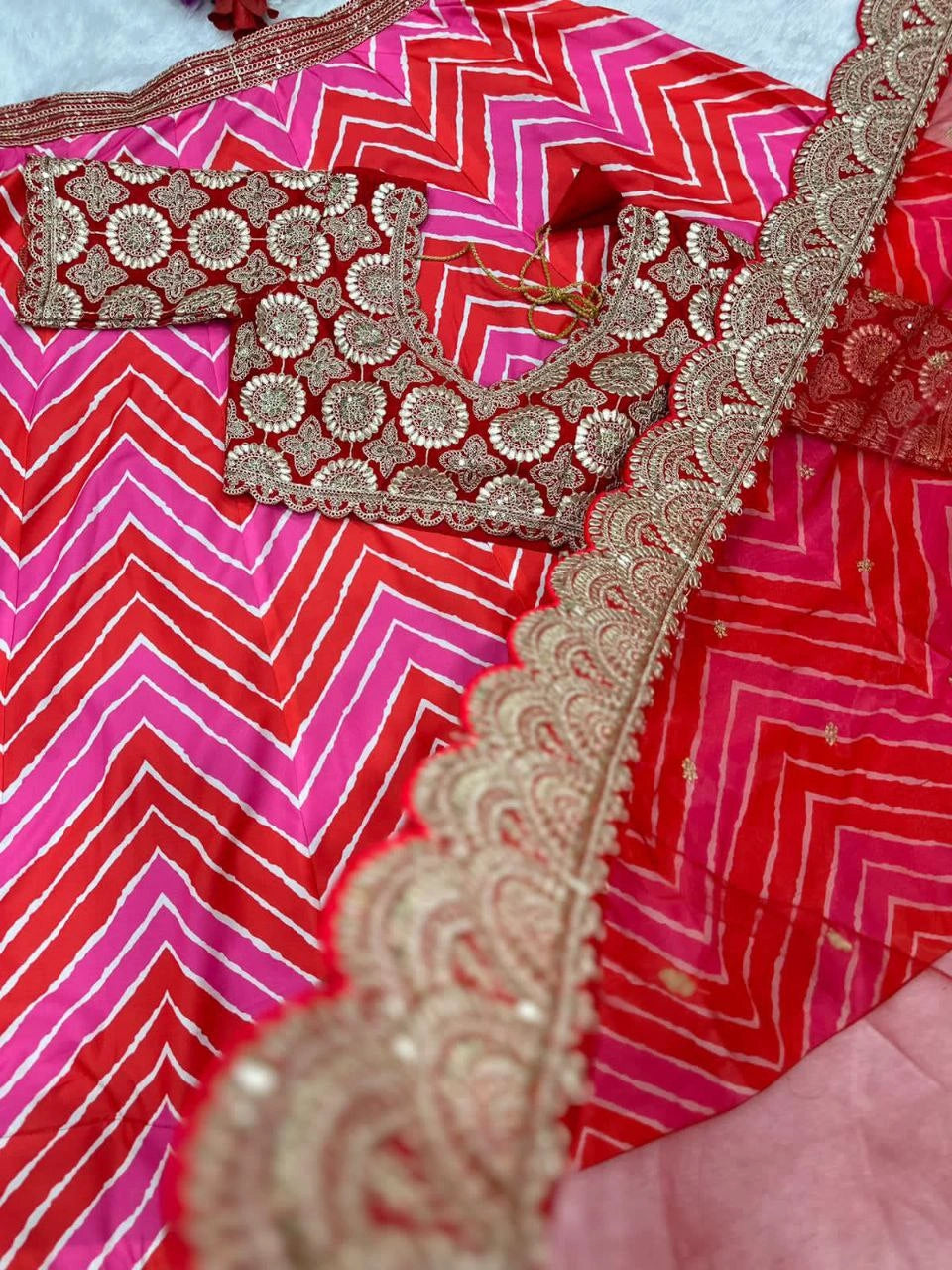 Organza dupatta with lace border