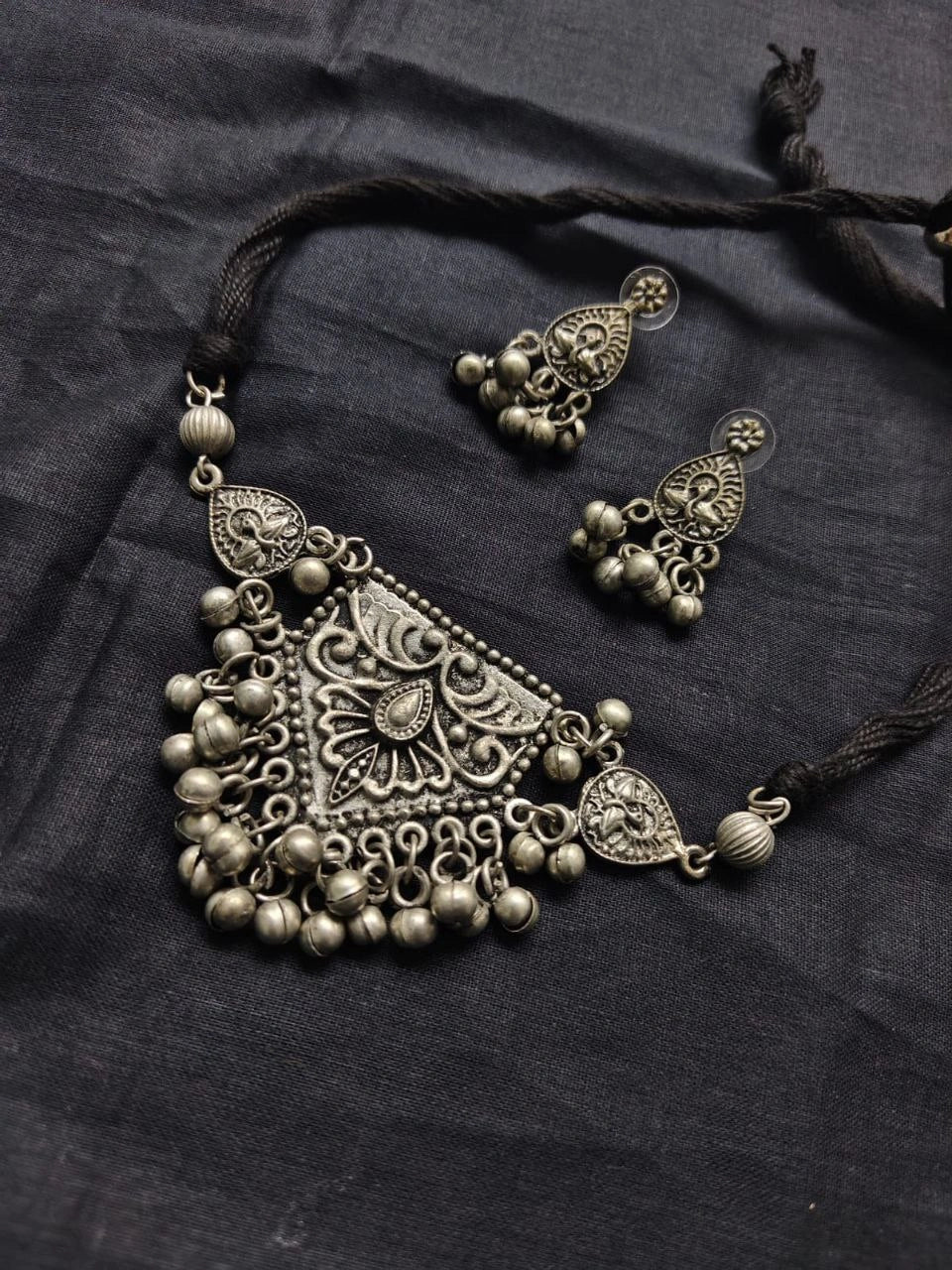 Handcrafted oxidized silver necklace set with earrings – traditional tribal jewellery from Berhampore, Murshidabad, India