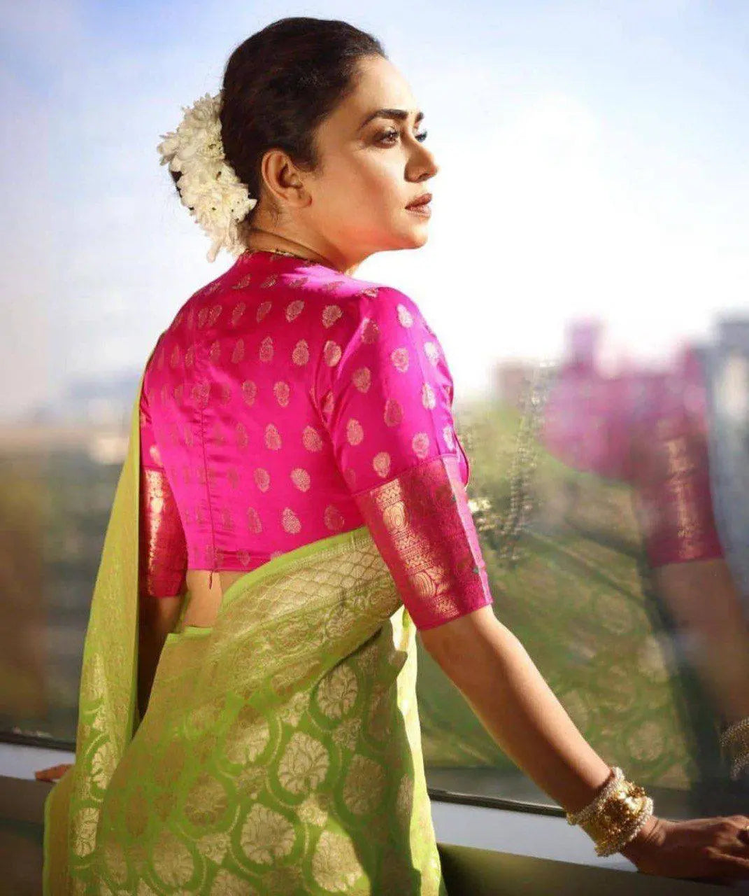 Silk Saree With Beautiful Zari Work - NextBuy