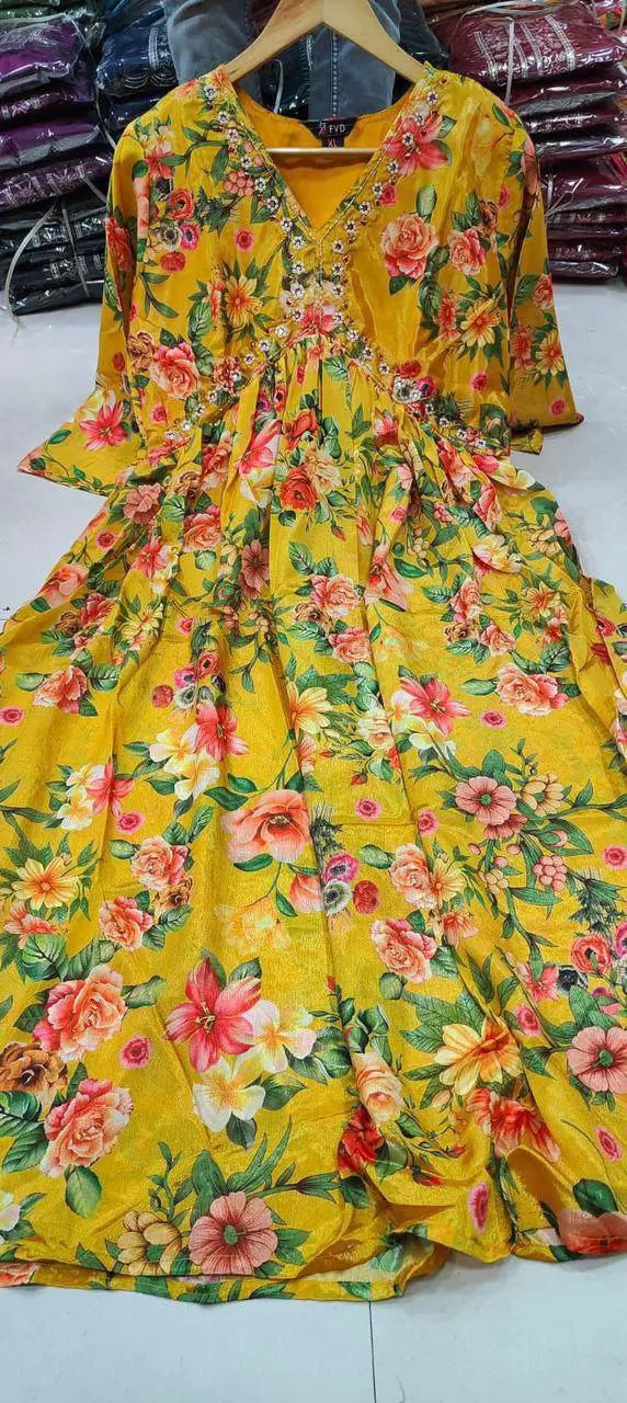 Cinnon Aliyacut Desigh With Hand Work Kurti NextBuy