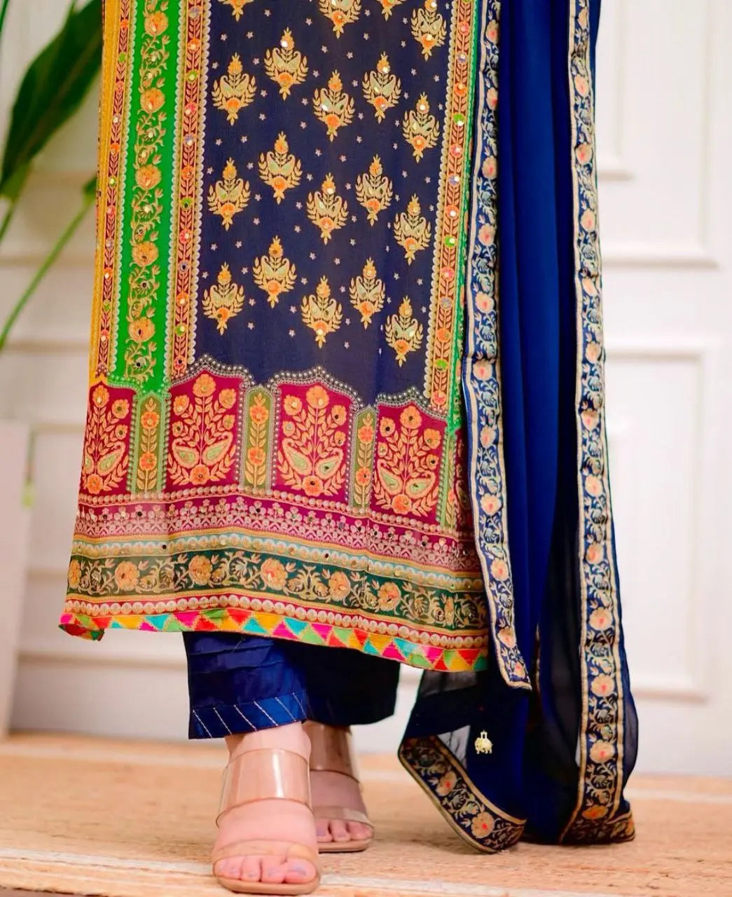 Elegant Pakistani Madhuri Blue Kurta Set – Digital Print Kurta and Rayon Pants