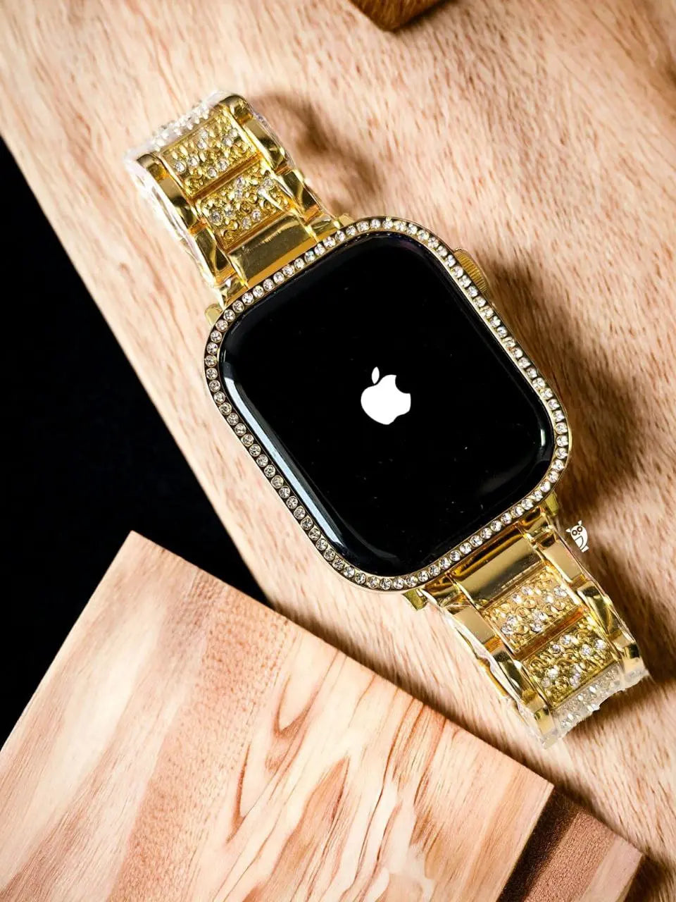 Close-up of Watch Series 9 Diamond Bezel and Stylish Design