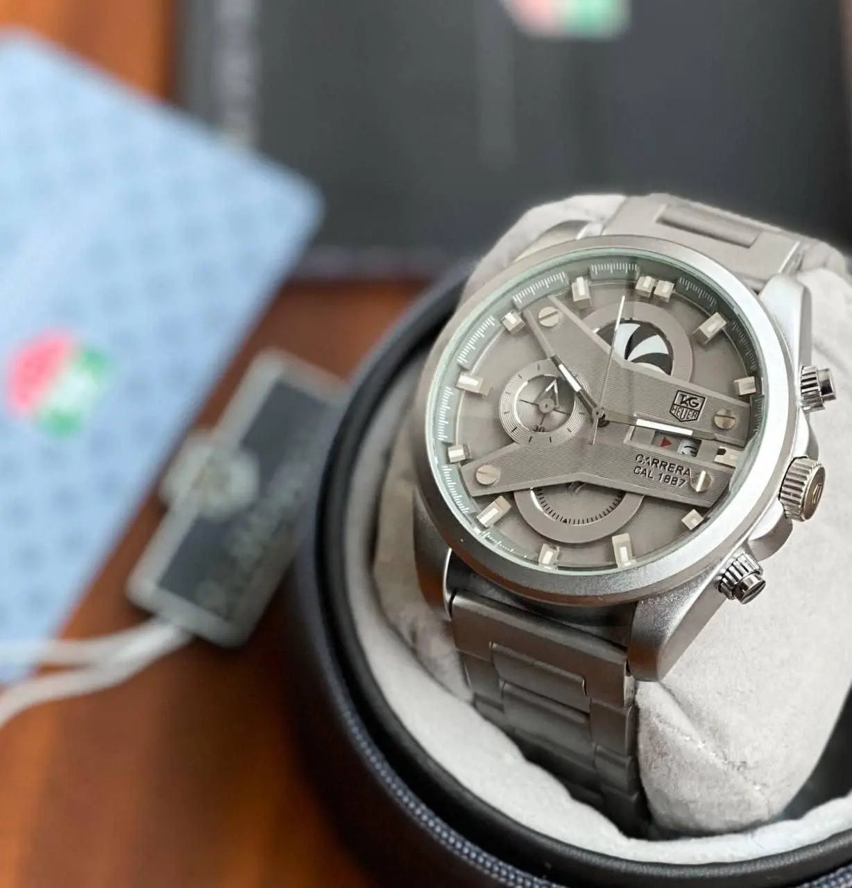 Luxury Tag Heuer CR7 Watch – Designed for men who appreciate elegance and performance, this watch boasts a grey dial, silver case, and working chronograph.
