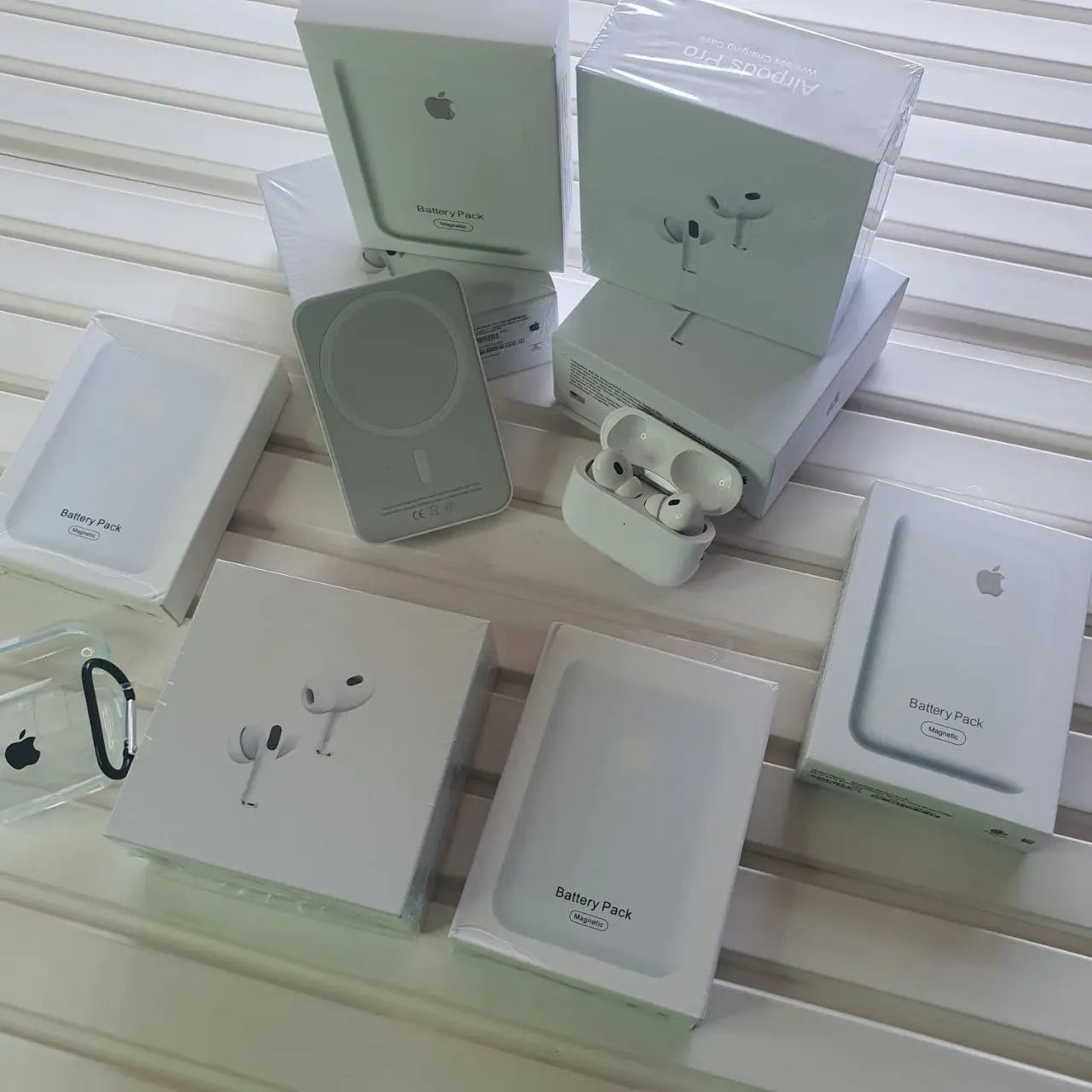 AirPods Pro 2 & 5000mAh MagSafe PowerBank Combo