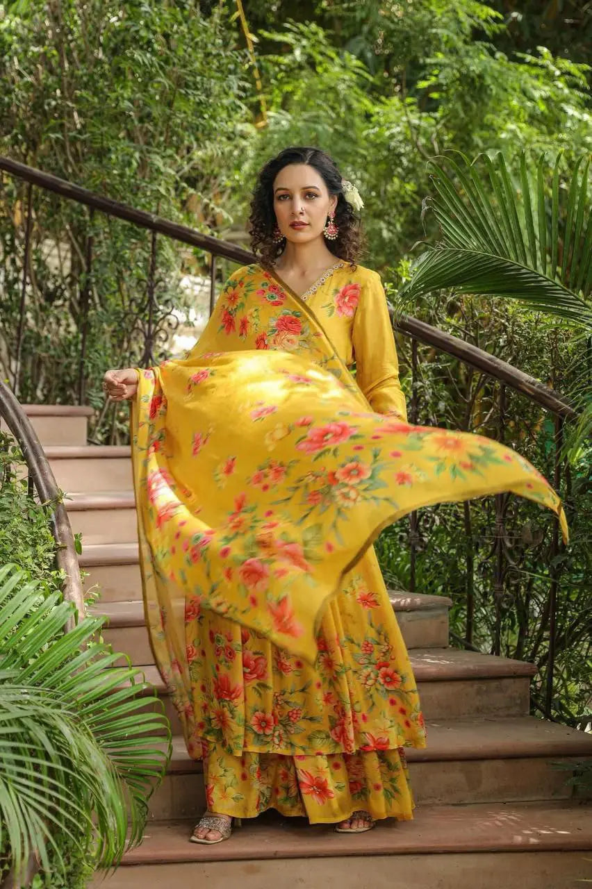 Cinnon Aliyacut Desigh With Hand Work Kurti NextBuy