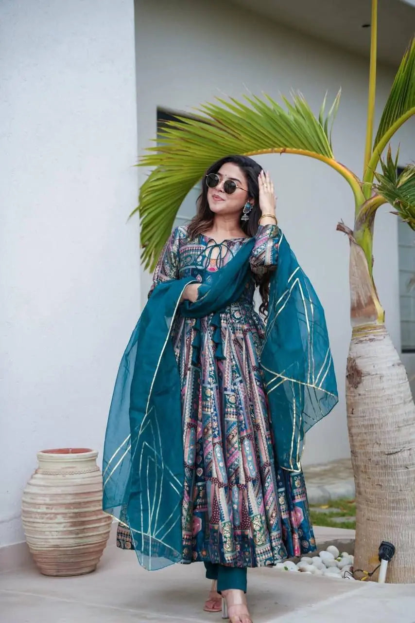 Luxurious Chinnon Silk Suit Set (3 Colors) NextBuy