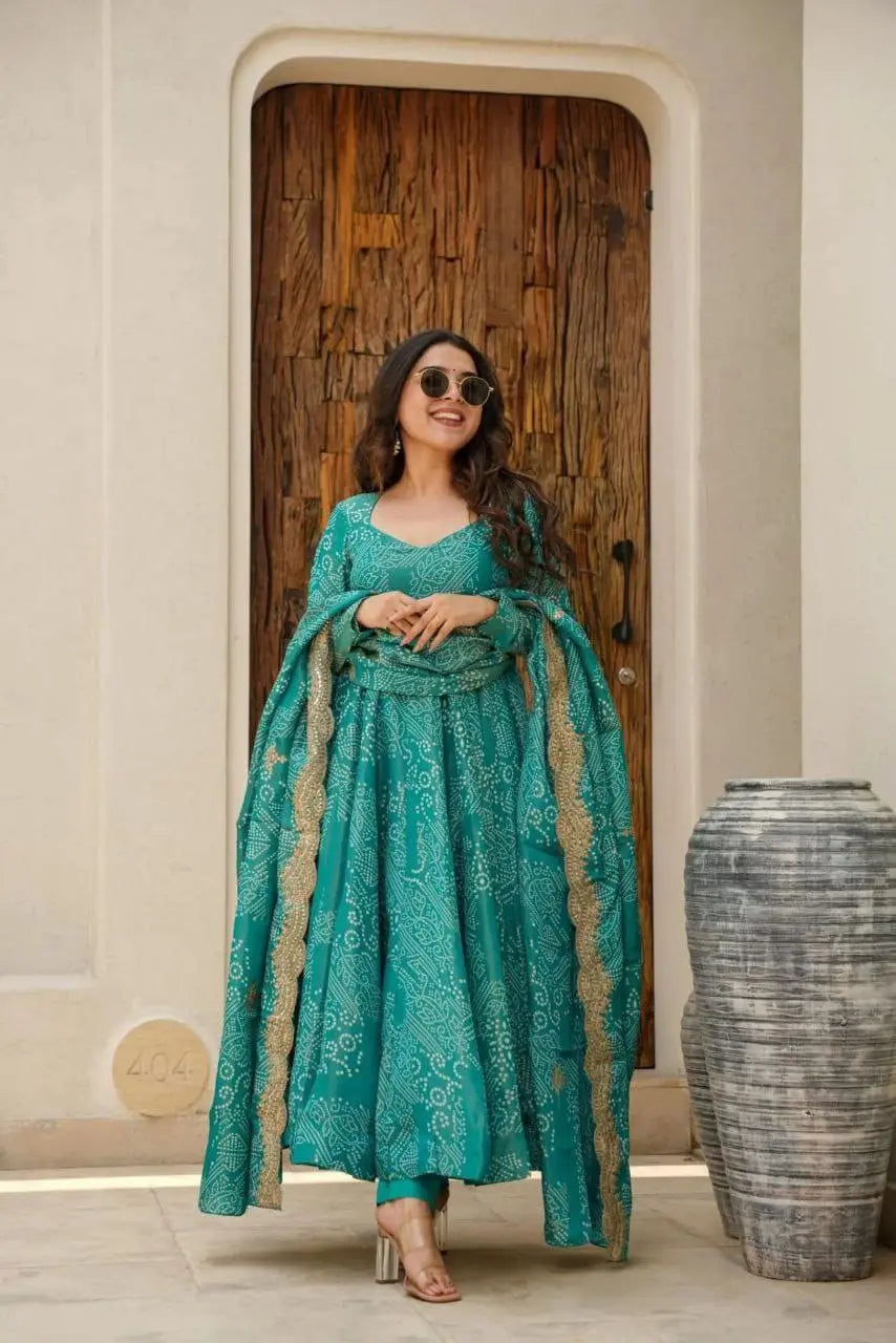 Chinon Bandhani Suit with Dupatta – Comfortable and breathable ethnic wear.