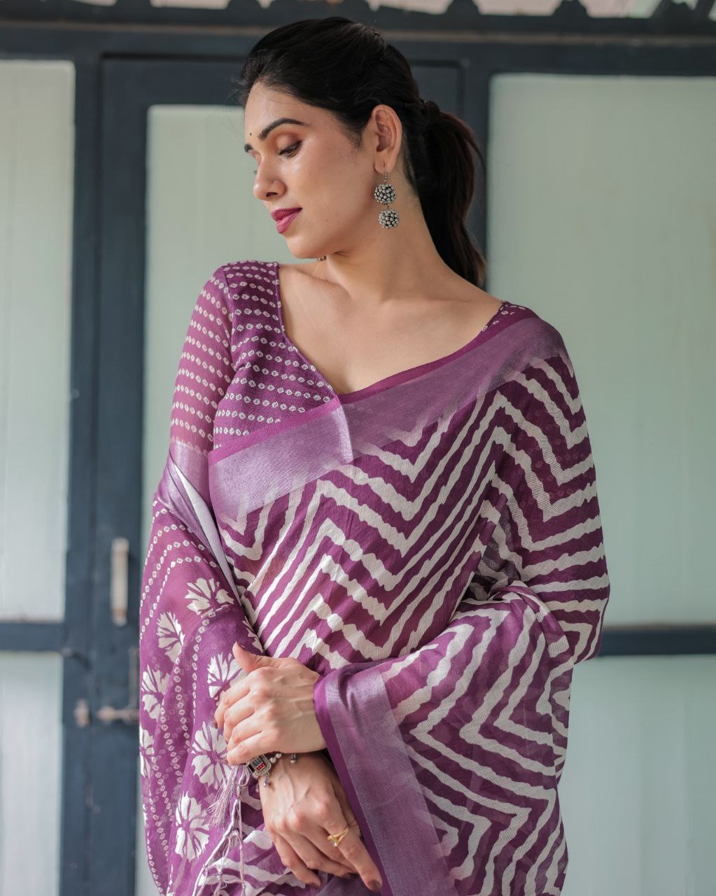 Soft Purple Chevron Linen Saree – Trendy Designer Saree Online NextBuy